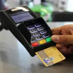 Quelles sont les particularités d’une carte de gestion financière pour ado ?